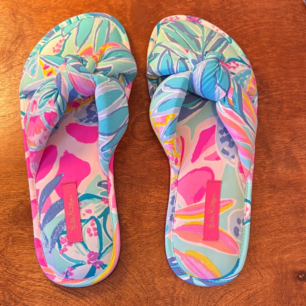 Lilly Pulitzer Vibrant Pink and Blue Women's Slippers
